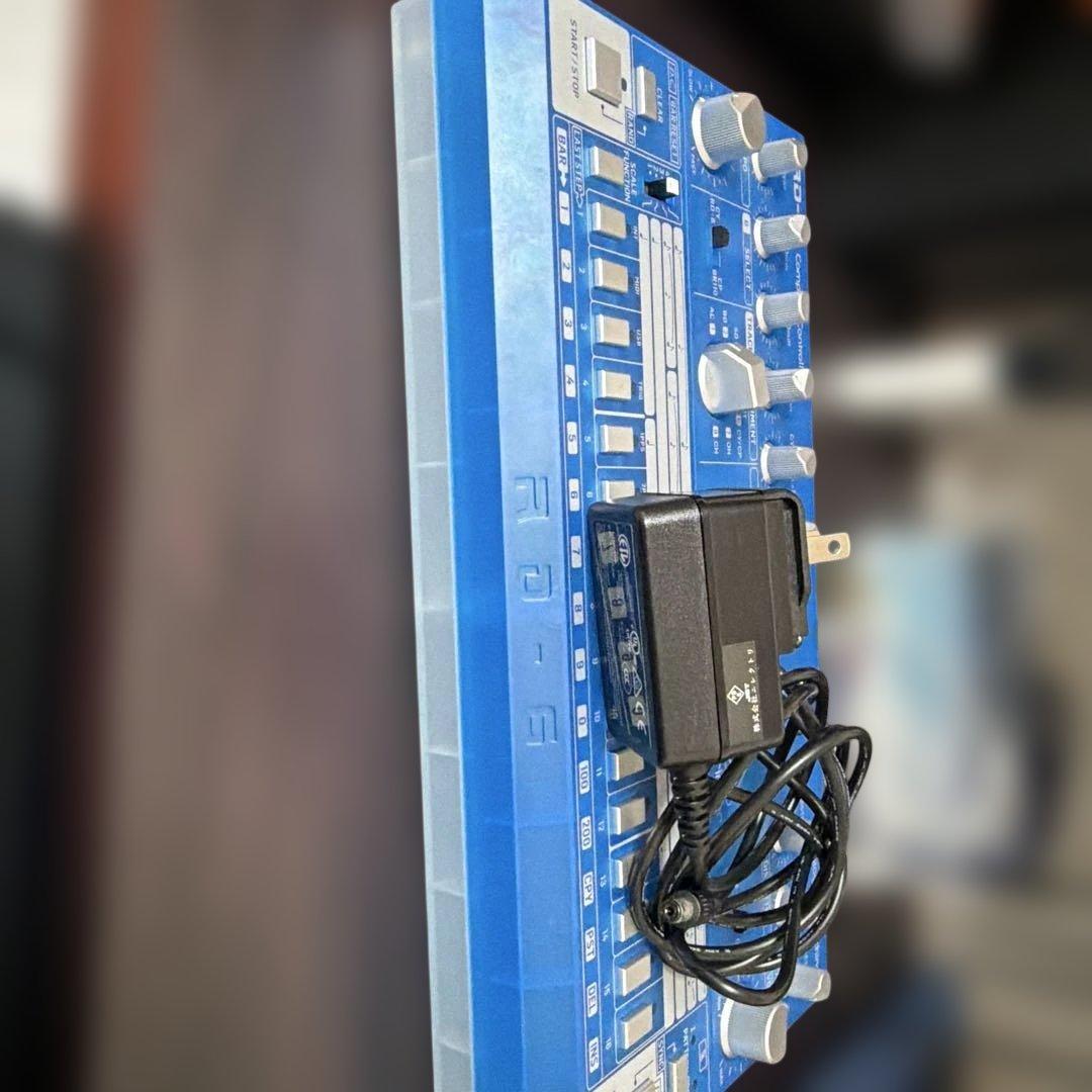 Behringer RD-6 アナログシンセサイザー