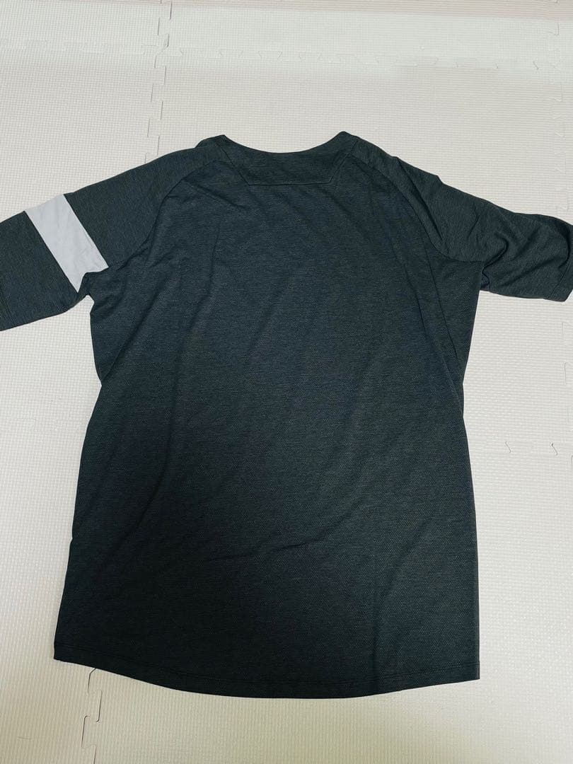 ラファ(Rapha)メンズ (M)トレイル テクニカル Tシャツ　新品 試着のみ