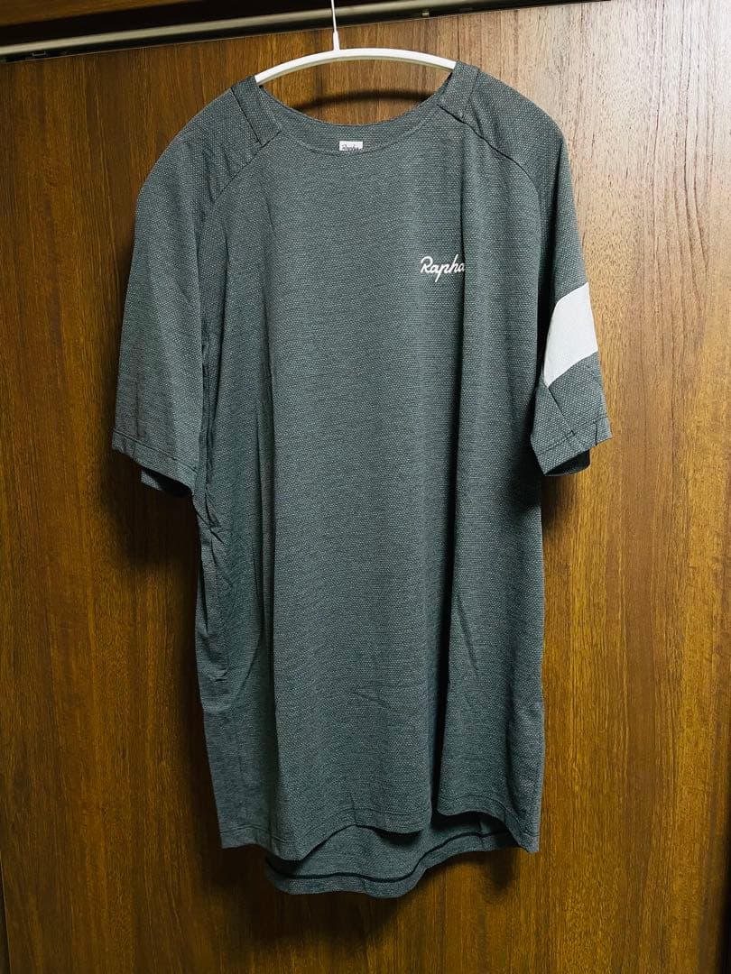 ラファ(Rapha)メンズ (M)トレイル テクニカル Tシャツ　新品 試着のみ