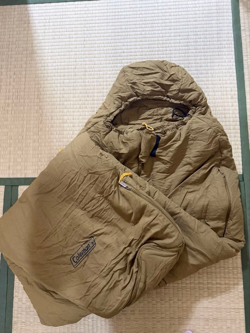 Coleman アウトドア用寝袋 カーキ