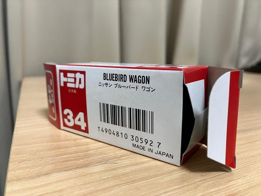 日本製トミカ　赤箱34　ニッサン　ブルバードワゴン　デッドストック