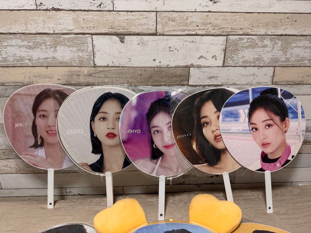 TWICE ジヒョ うちわ&うちわケースセット