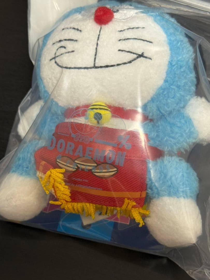 【100%ドラえもん】 ドラえもんキーチェーン 2個セット(おすもう＆おにぎり)