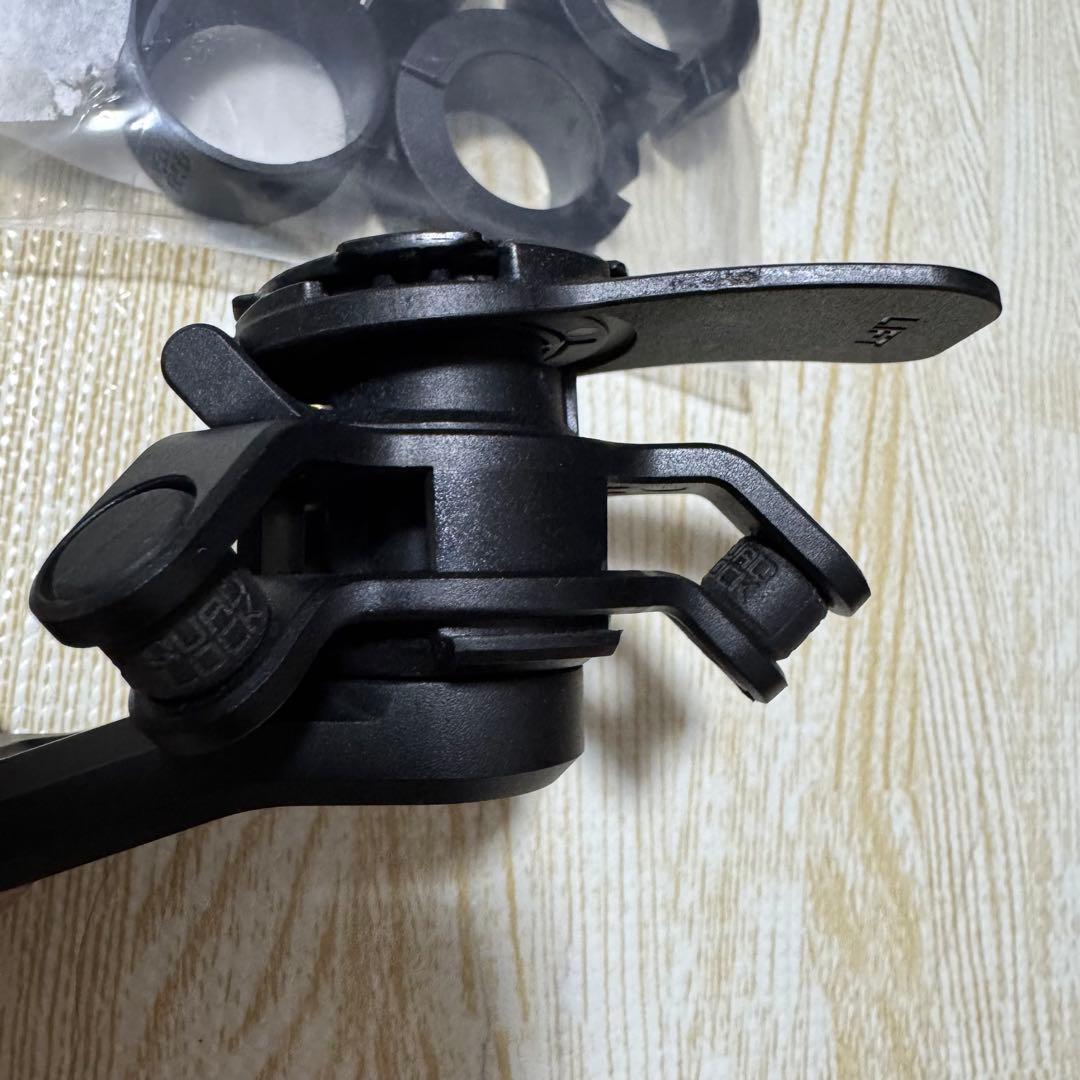 QUAD LOCK ハンドルバーマウント PRO 衝撃吸収ダンパー付