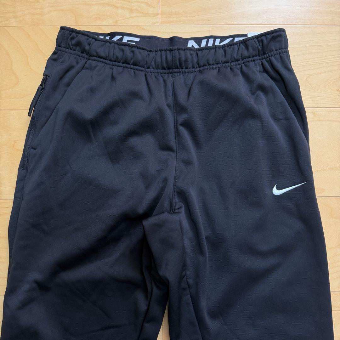 NIKE ジャージパンツ　テーパードパンツ　裏起毛　サーマフィット　黒　L 新品