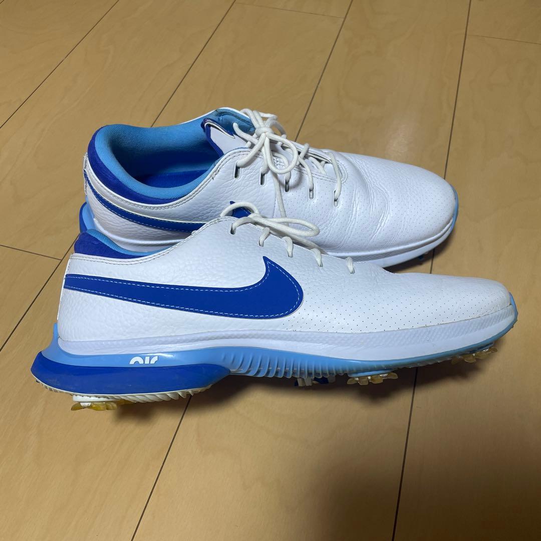 シューズ(男性用) NIKE VICTORY TOUR 3