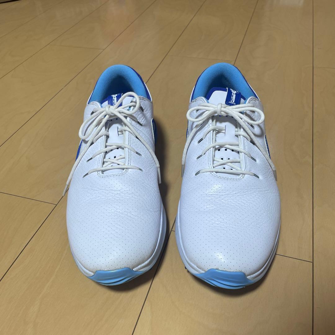 シューズ(男性用) NIKE VICTORY TOUR 3