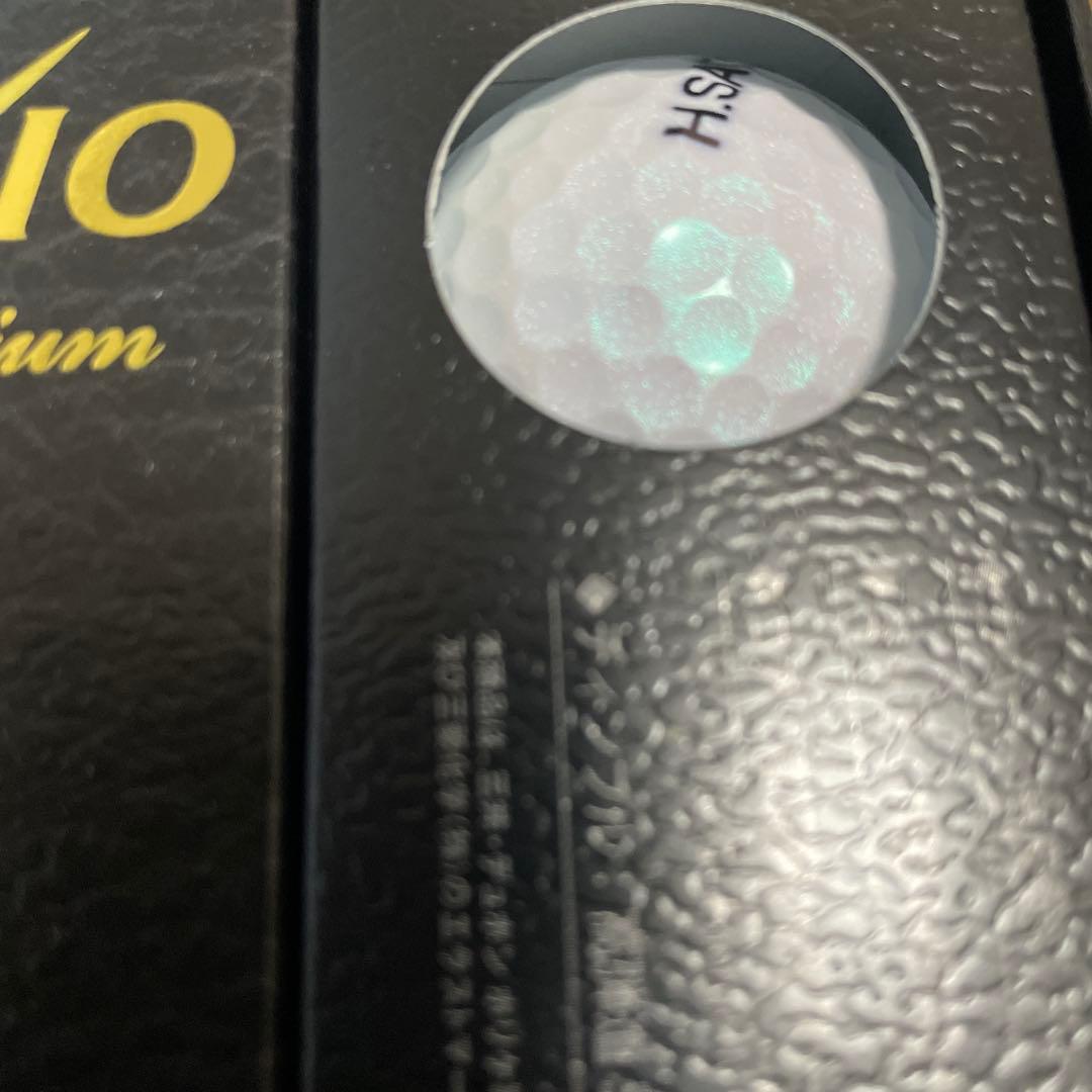 ゼクシオ　プレミアムゴルフボール　ネーム入　2箱