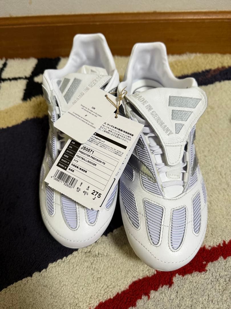 adidas プレデタープレシジョン ホワイト