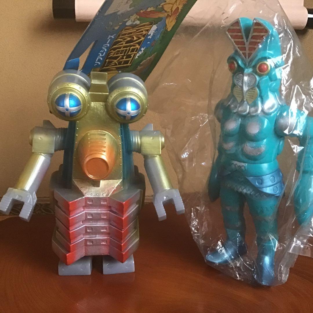 円谷コミュニケーションズ　怪獣郷　バルタン星人Ｊr＆ビルガモ　新品＆美品