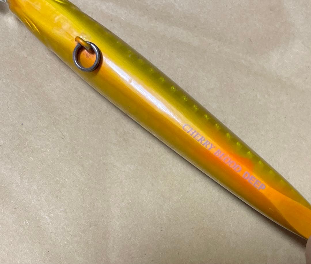サクラマス　シュガーディープ　ツーサーズ　ティモン　トリコロール　メガバス