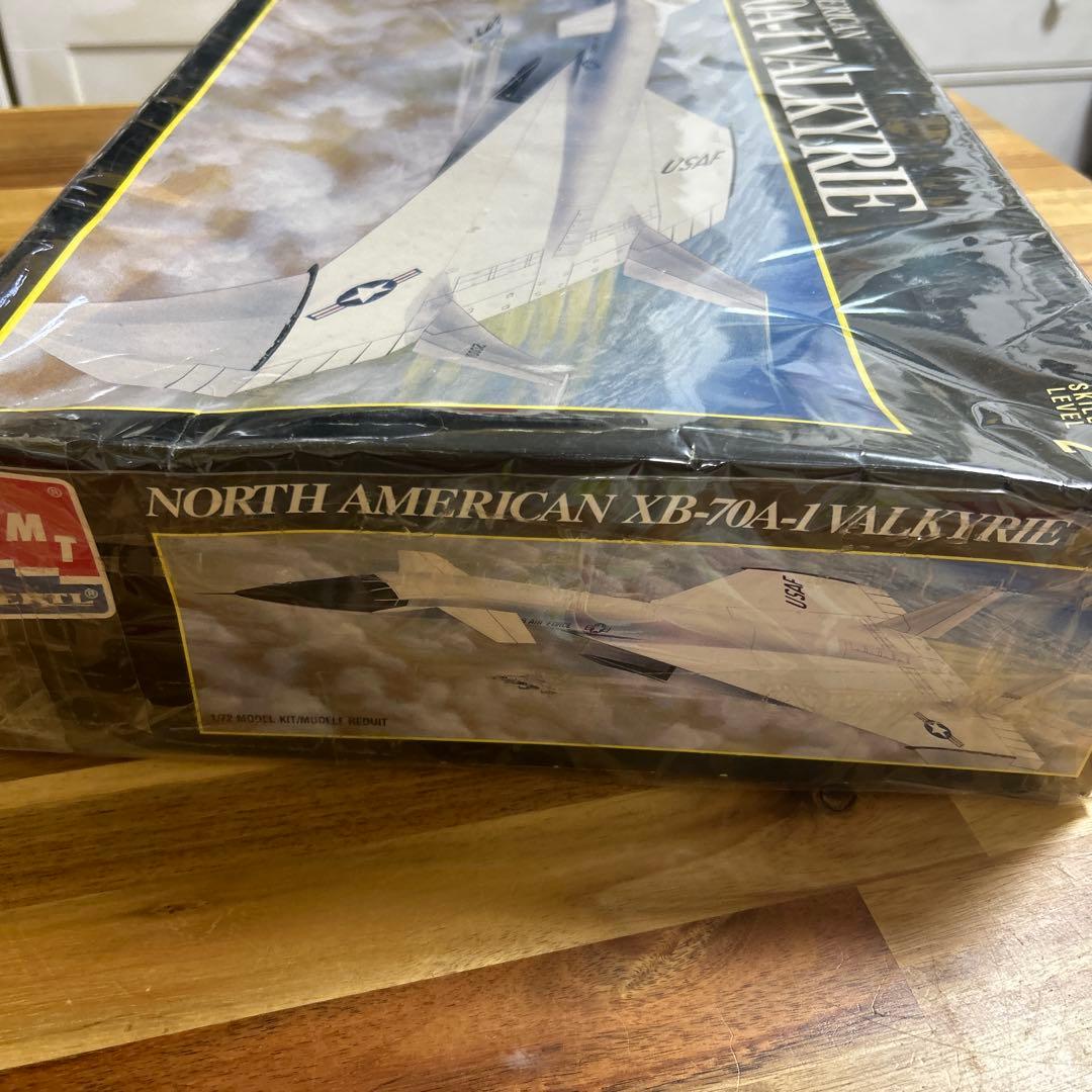 浦*郎様 AMT XB-70A-1 Valkyrie 1/72モデルキット