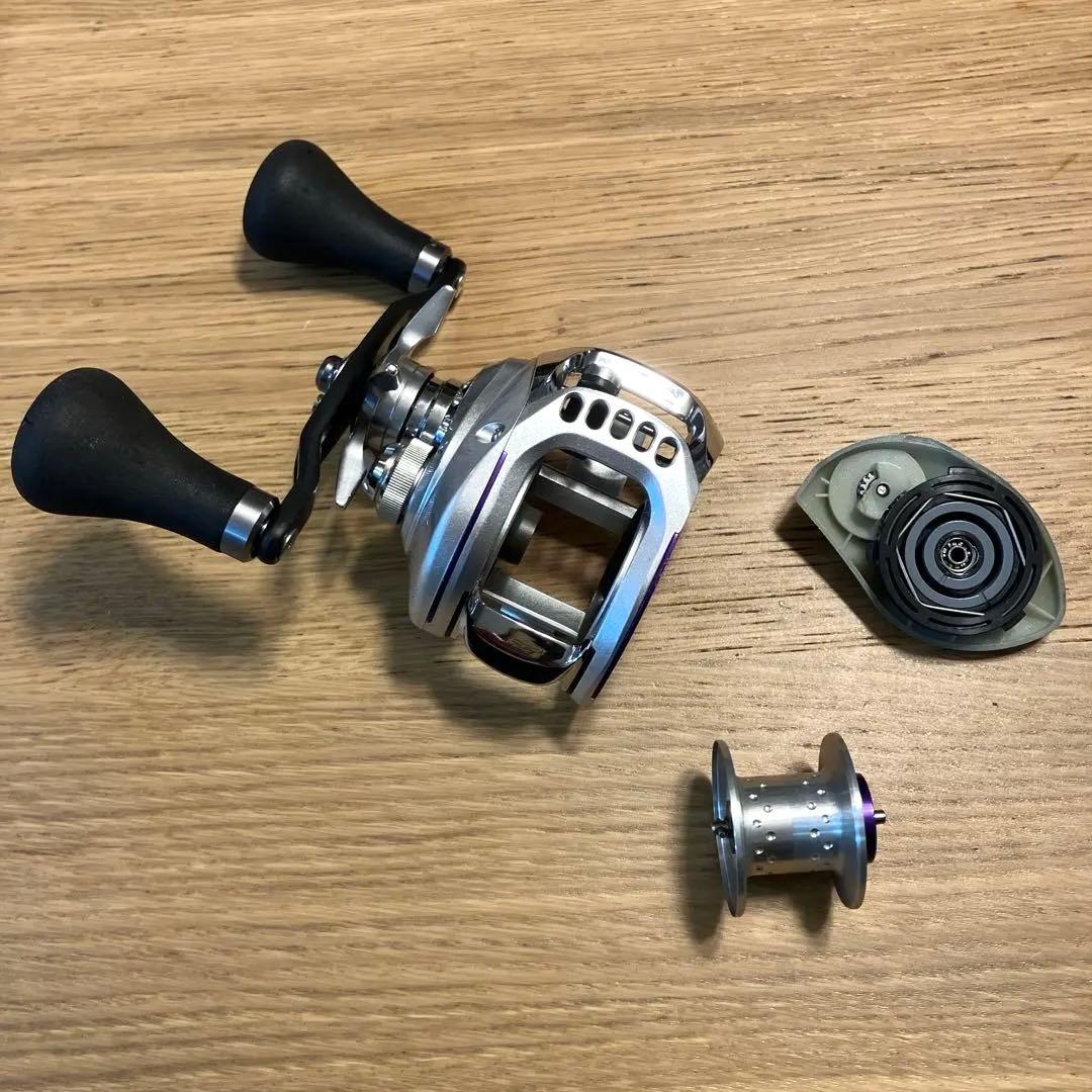 【希少】DAIWA TDジリオンHLC100HL スタジオコンポジットハンドル