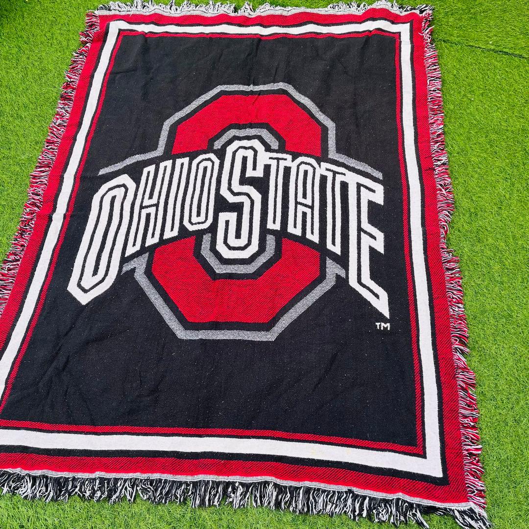 【rug】希少 アメフト OHIO STATE チーム タペストリー ラグ