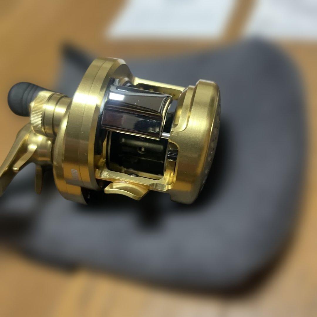 【未使用】シマノ　カルカッタ　コンクエスト 201HG 左