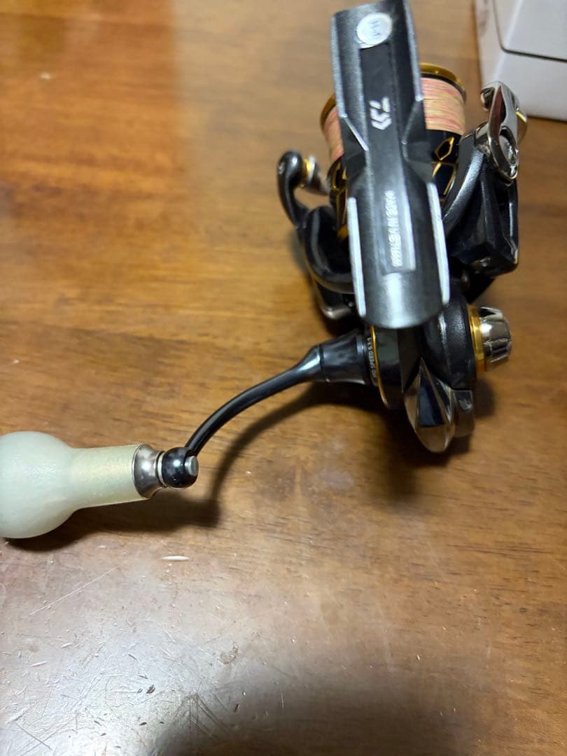 ダイワ21カルディアFC LT2500S ゴメクサスノブ付