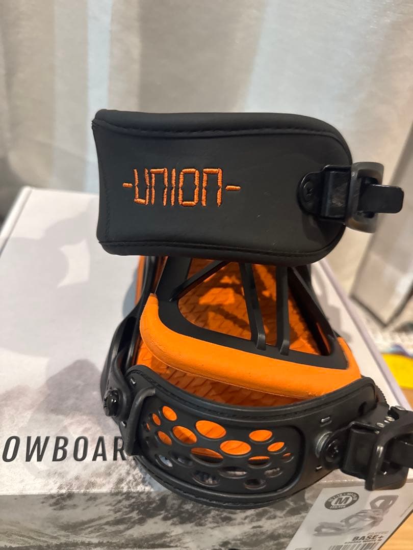 UNION スノーボードビンディング オレンジ/ブラック