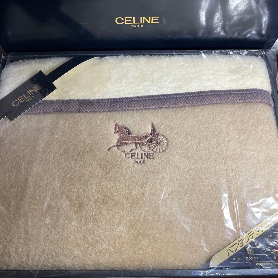 CELINE アクリル毛布 140cm x 200cm　パフタッチ　セリーヌ