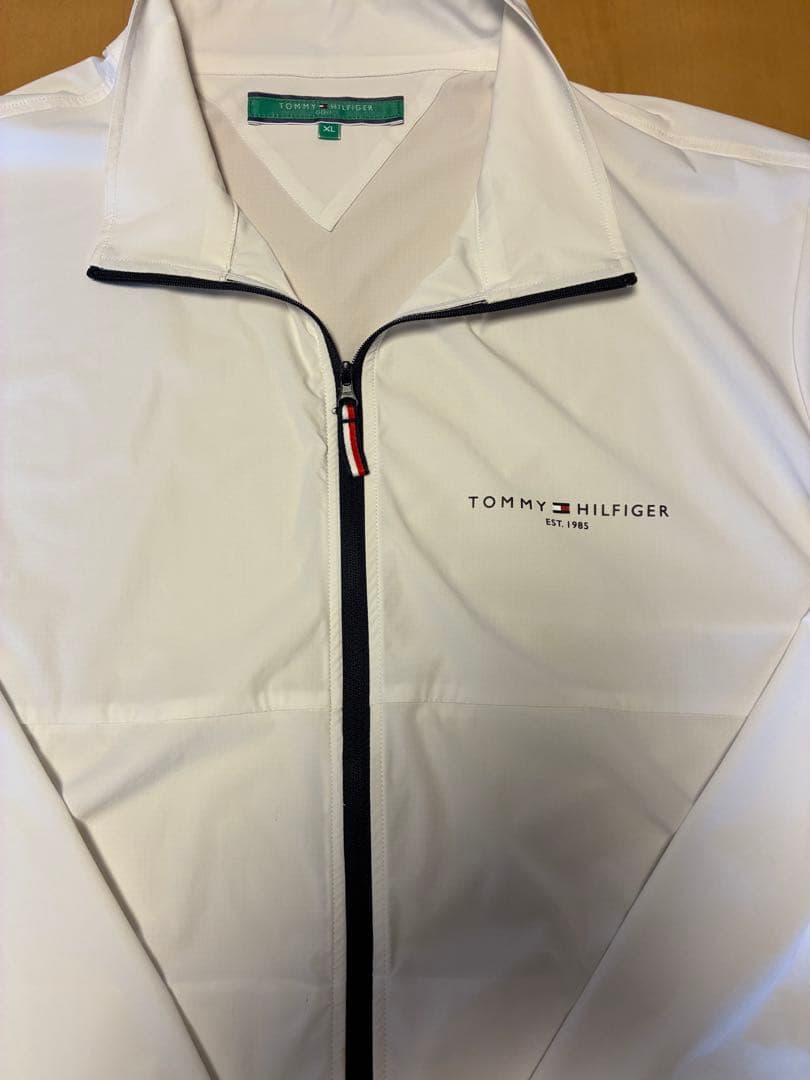大きい　トミーヒルフィガー パッカブル ウィンドジャケット　XL