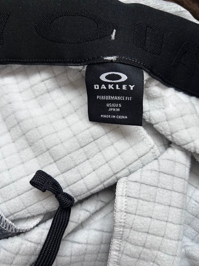 Oakley ジャージ上下セット サイズ違い