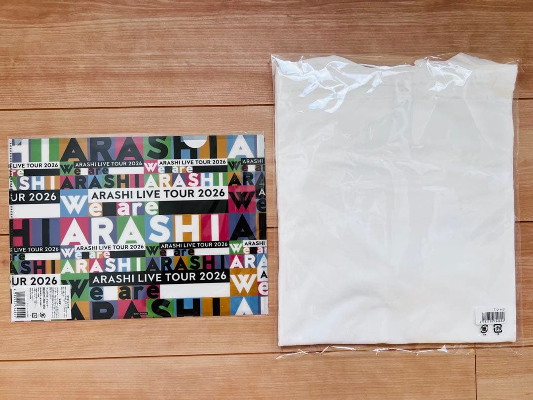 嵐 LIVE TOUR 2026 Tシャツとクリアファイル