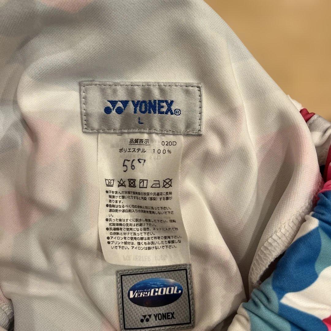 YONEX 幾何学模様 パンツ Lサイズ美品です