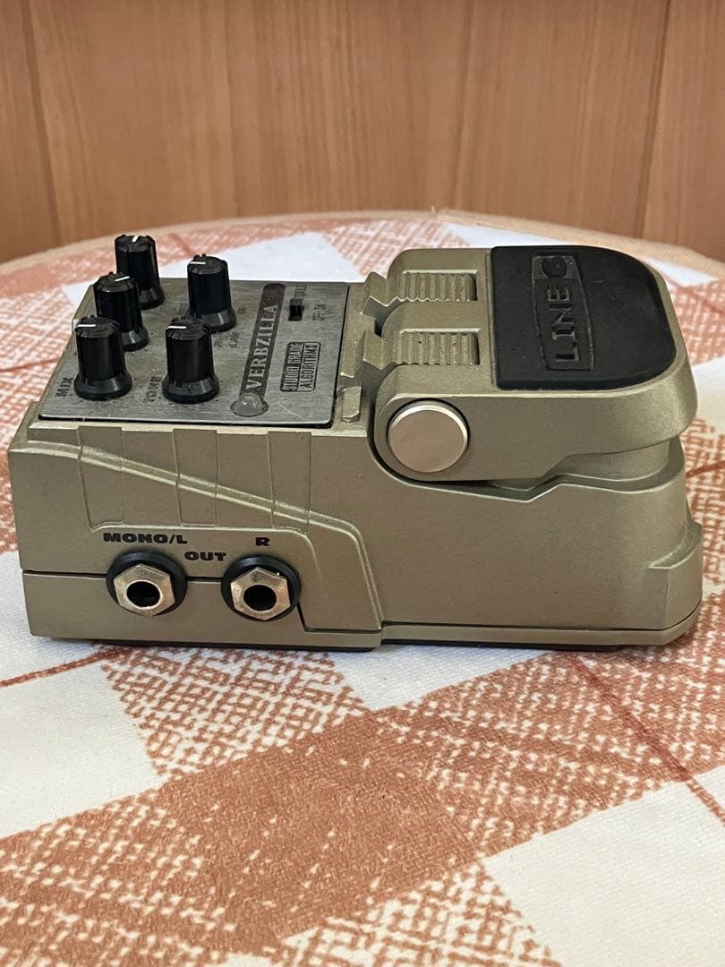 LINE 6 VERBZILLA ギターエフェクター