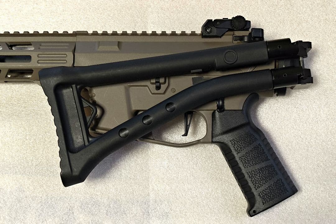 M4/AR系 電動ガン用フォールディングストック ブラック