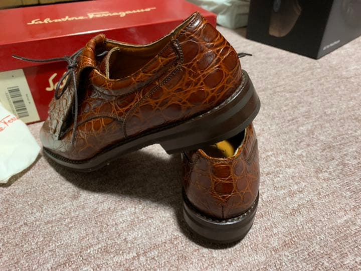 FERRAGAMO フェラガモ 23.5 ７C クロコ型押しレザー