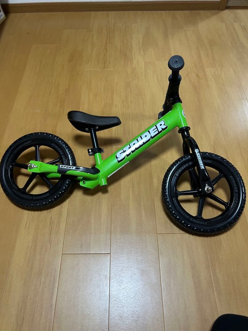 ぺーさん専用　STRIDER バランスバイク