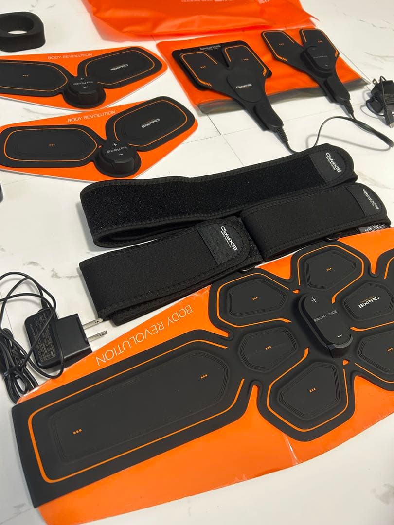 正規品Sixpad Body Revolution EMS トレーニングセット