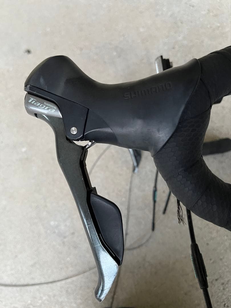 FSAドロップハンドル　shimano Tiagra ブレーキレバー