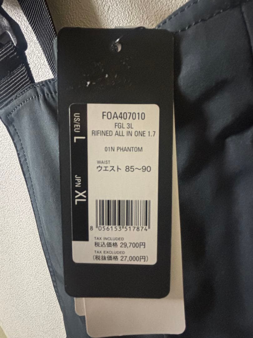 【新品・定価2.9万】オークリー スノボウェア つなぎ　ブラック XL