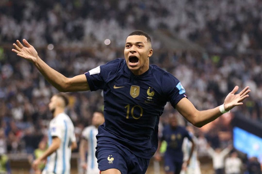 【最後の一着】エムバペ フランス代表 カタールワールドカップ　ユニフォーム L