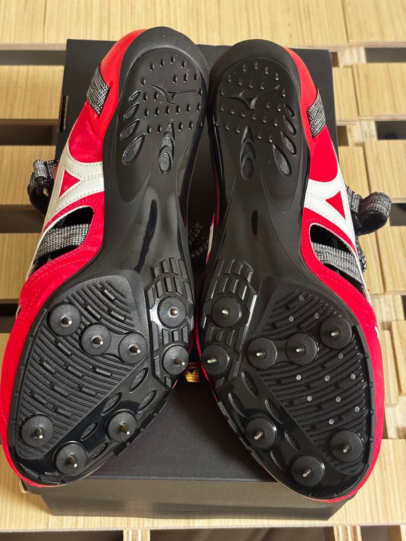 【新品未使用】MIZUNO CHRONO INX 9 26.5cm