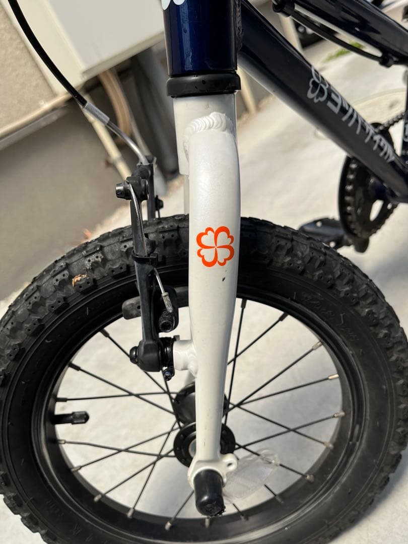 ヨツバサイクル　14インチ　キャプテンネイビー