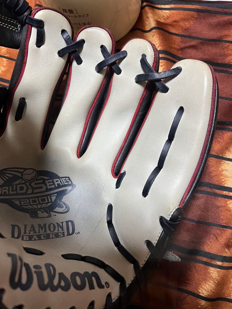 Wilson A2000 硬式グローブ　ワールドシリーズ2001年　ウィルソン