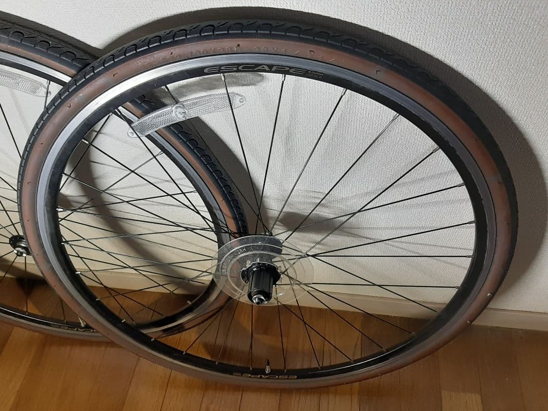 ジャイアント エスケープシリーズホイール 700C 前後セット タイヤ付き