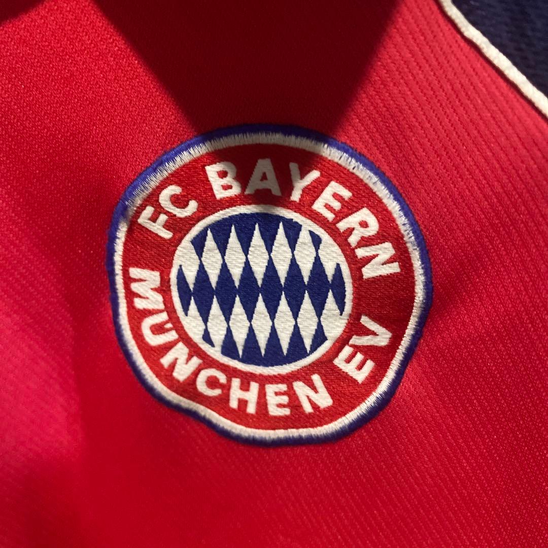 Bayern München サッカーシャツ
