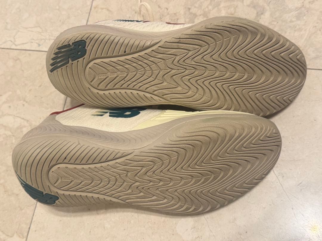 New Balance テニスシューズ ホワイト/レッド