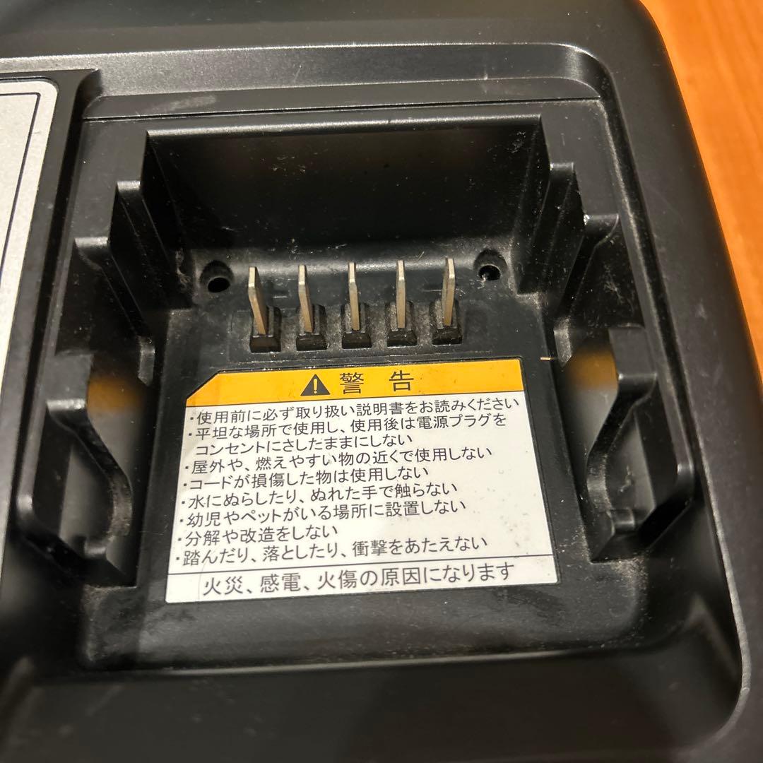 値段交渉OK Li-ionバッテリー充電器
