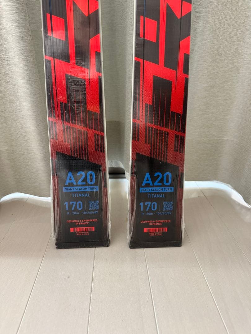 【新品】ロシニョール板、ビンディングセット