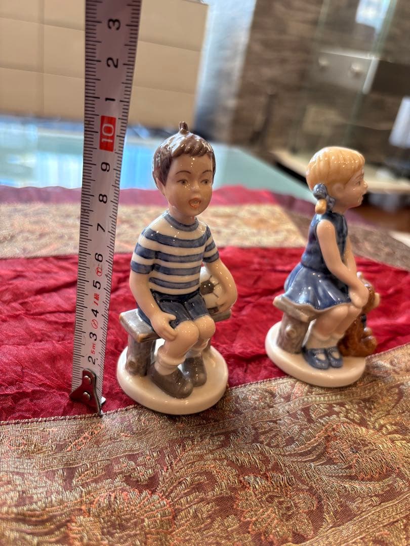 ロイヤルコペンハーゲン　男の子と女の子のフィギュア　2000年箱無し