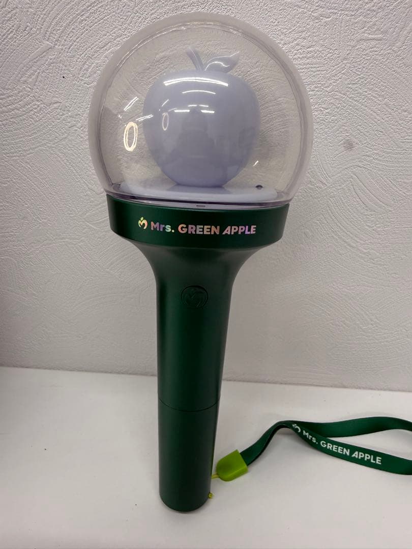 ytkMrs. GREEN APPLE 公式ペンライト　☆