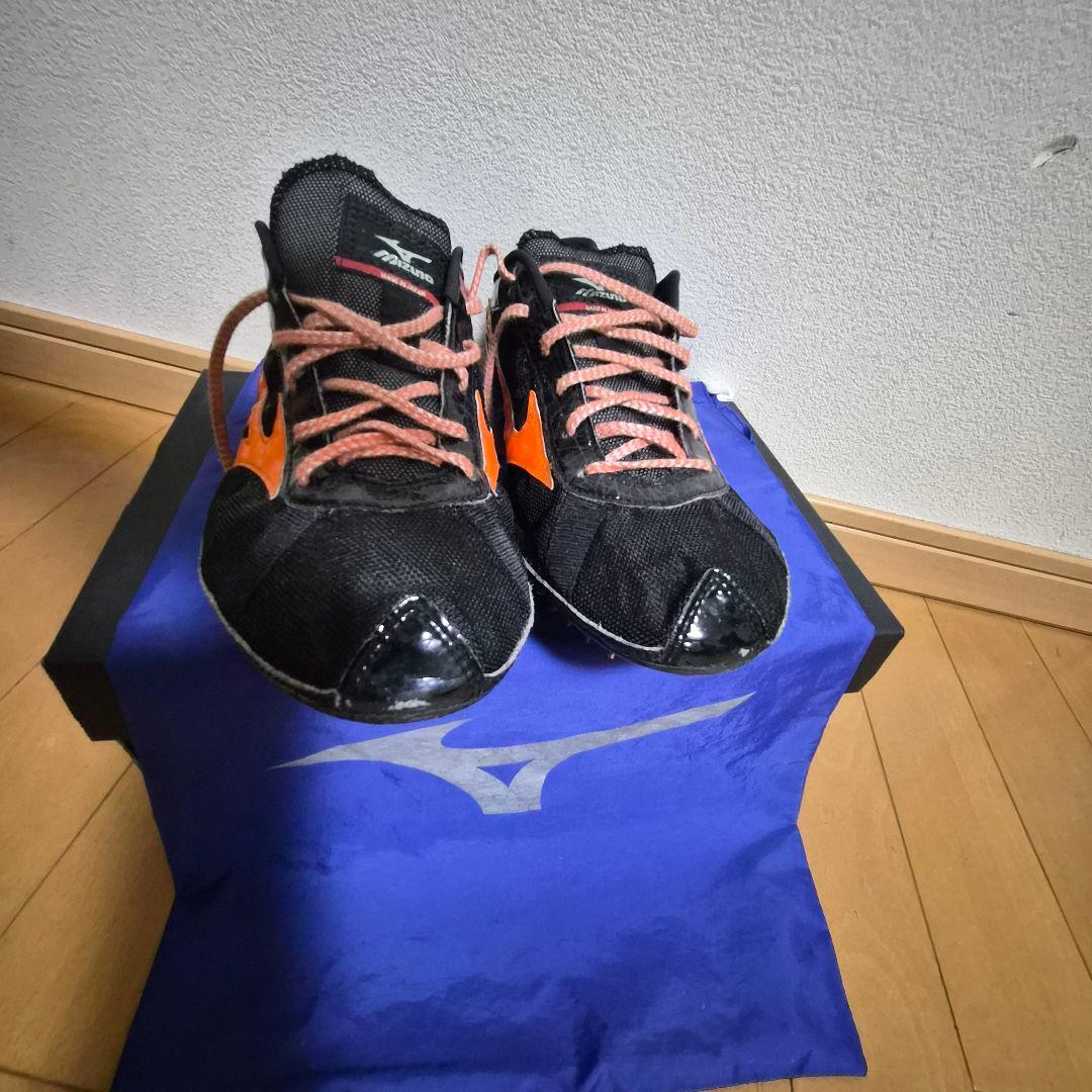 【廃盤品】Mizuno クロノオニキス 黒/オレンジ