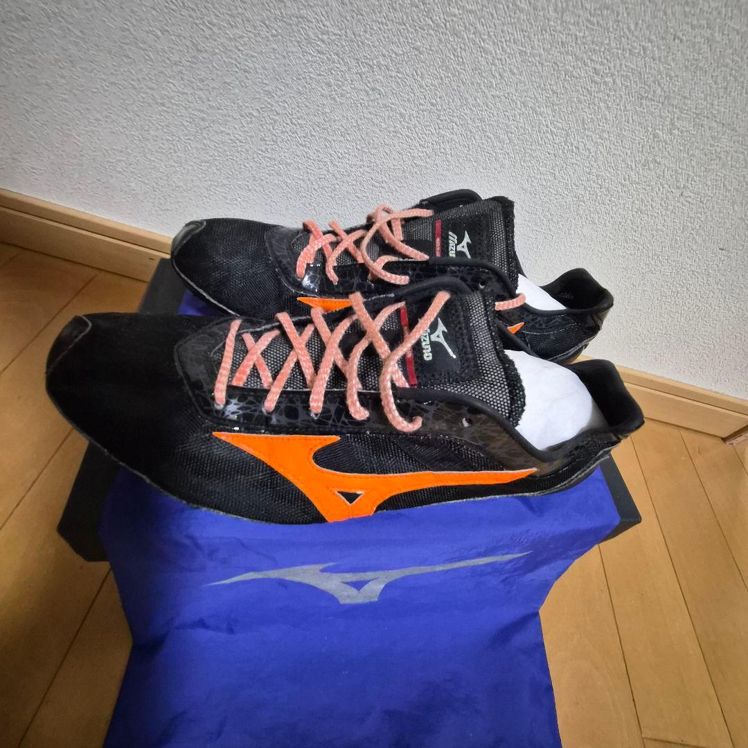 【廃盤品】Mizuno クロノオニキス 黒/オレンジ