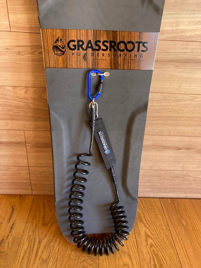 新品　雪板　GRASSROOTS POWSURF SLASHER 140 木目調