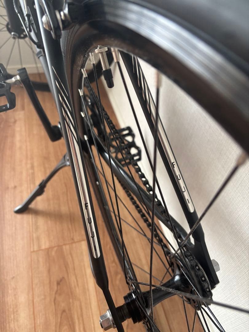 【期間限定価格】FUJI TRACK ARCV バイク　自転車