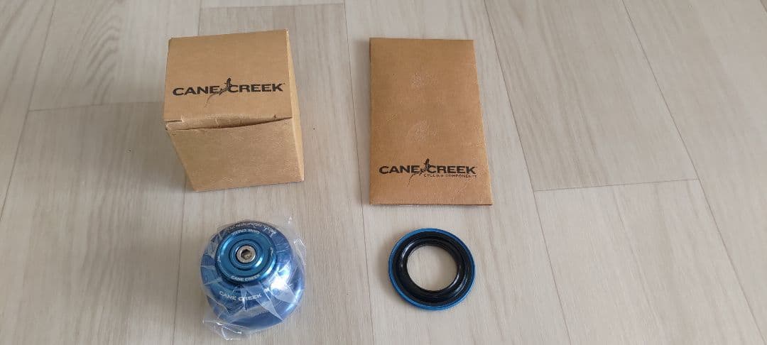 CANE CREEK HELLBENDER 70 ブルー＆ベースプレート