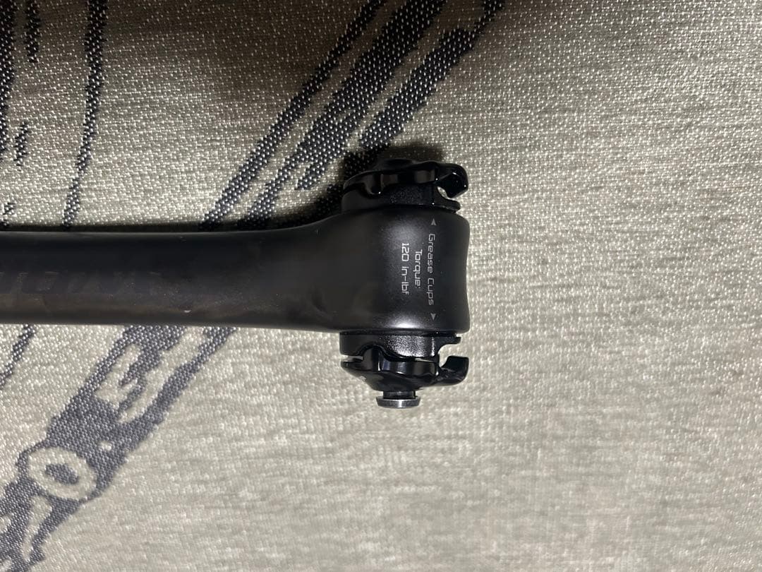 スペシャライズド シートポストS-Works carbon 27.2mm